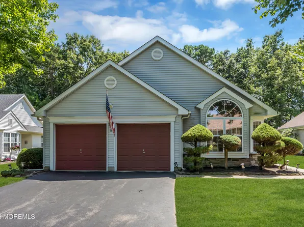 2785 Lenox Street, Toms River, NJ 08755