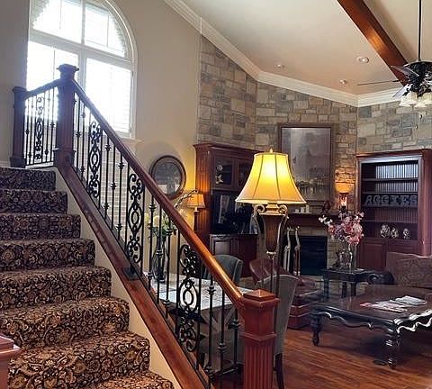 3rd image of 45 Tuscan Villas Cir