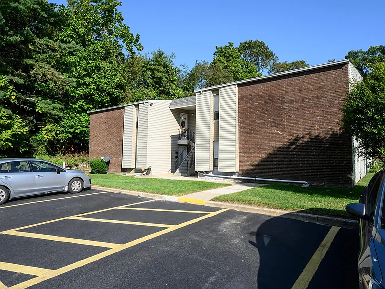 Laurel Hill — Photo 13