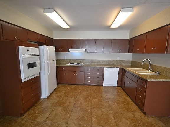 5th image of 4153 N 63rd Dr