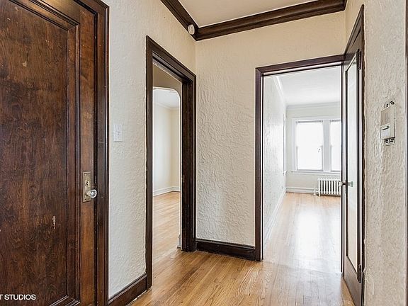 5th image of 3251 Kenilworth Ave APT 3W