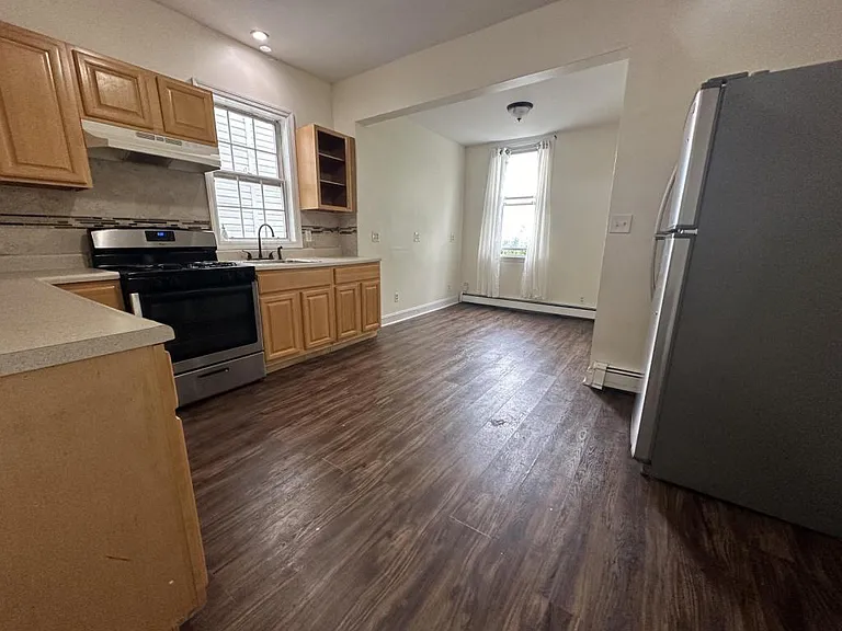 40 Morningside Ave — Photo 9