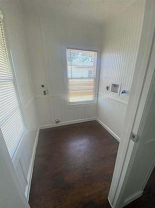 5th image of 4431 Gladys Ave