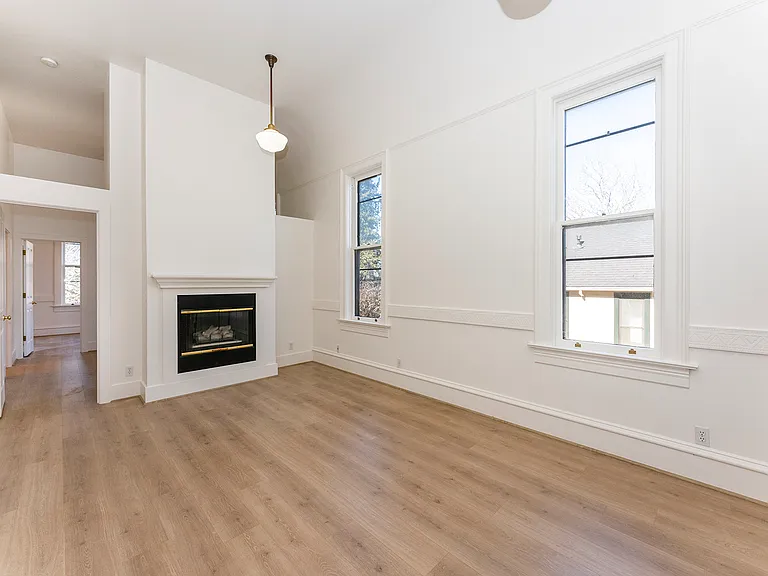 295 Durham St #E — Photo 3