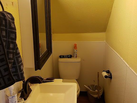 Half Bath 2