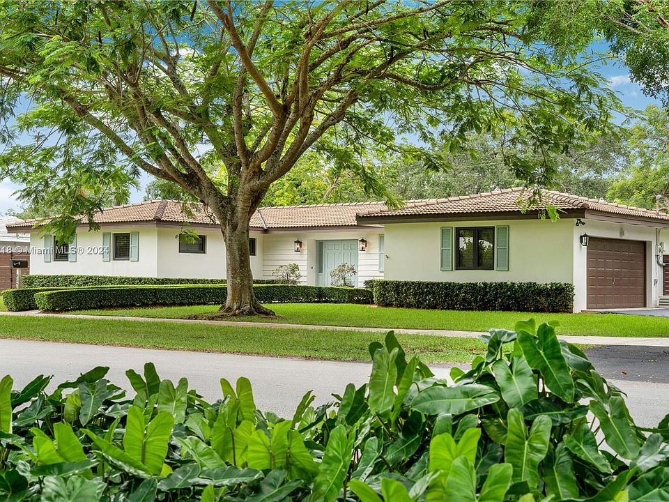1st image of 8520 SW 160th St