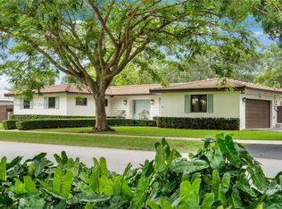 8520 SW 160th St, Palmetto Bay, FL 33157