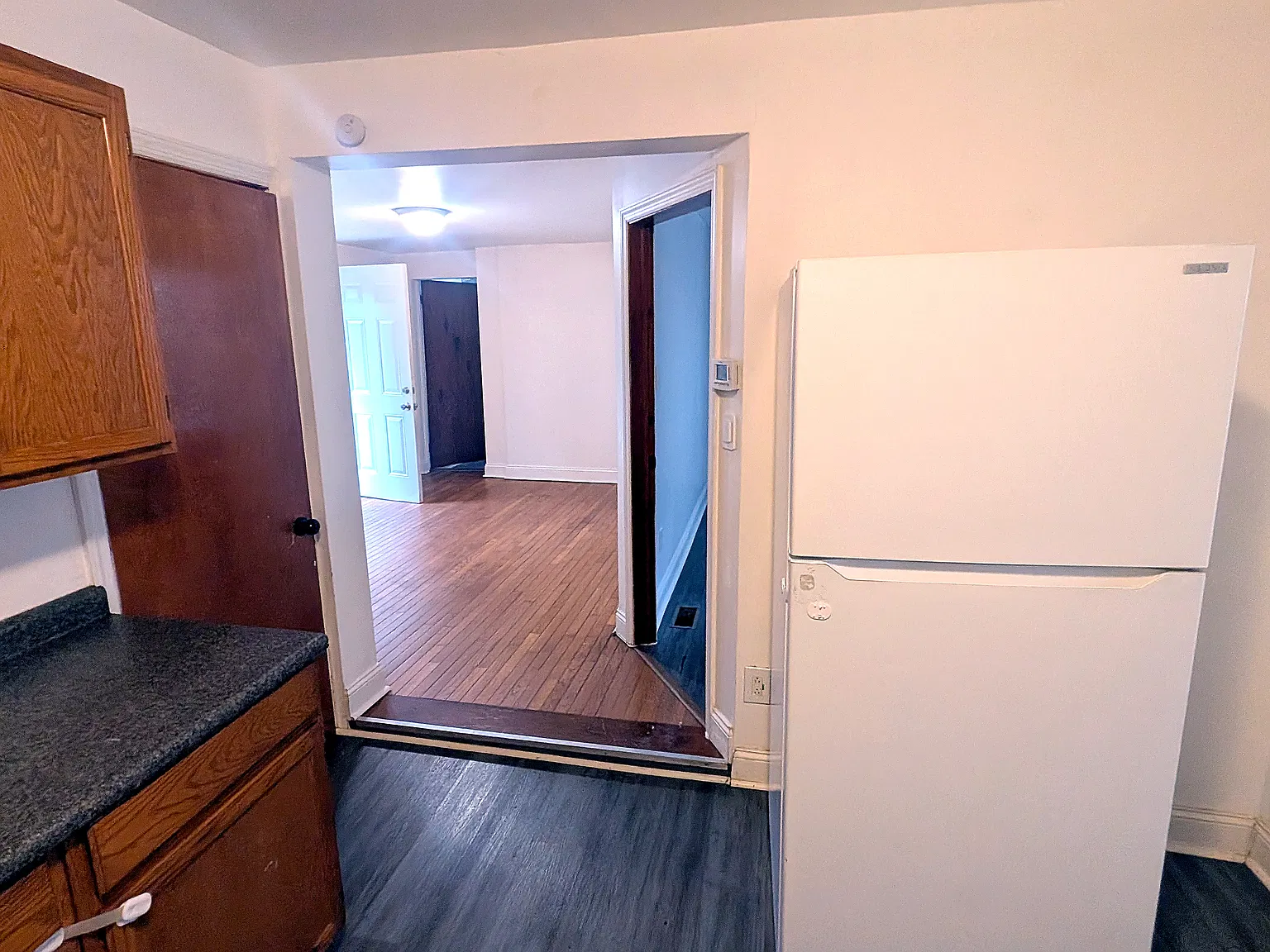 212 Meredith St — Photo 3