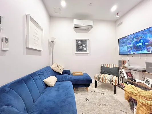 Rented by Doorway NYC, LLC | media 8