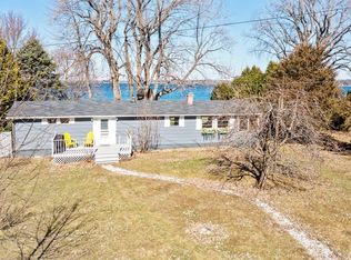 446 N Shore Rd, Isle La Motte, VT 05463