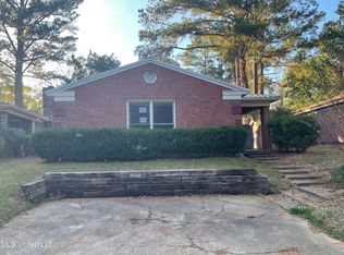 12 Ashland Ave, Brandon, MS 39047