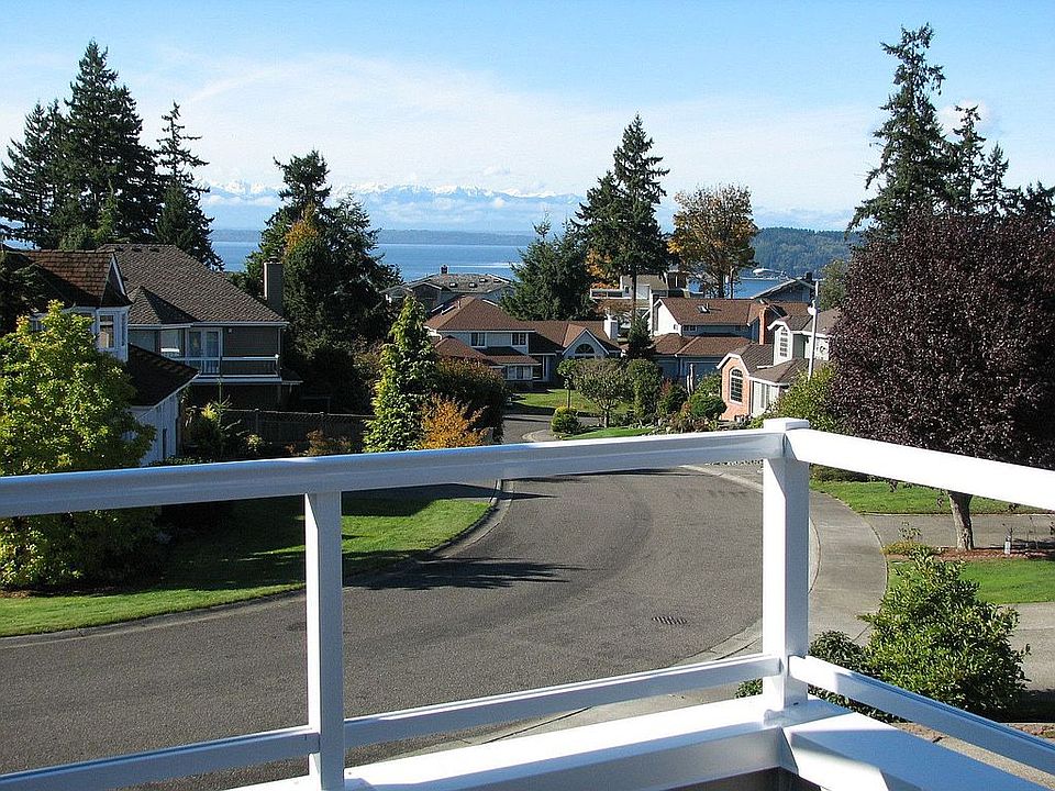 new upper level deck w/views