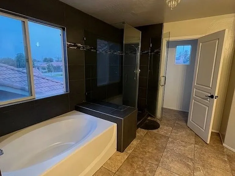 11515 Presidential Rd — Photo 13