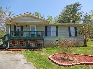 96 Kay Thomas Dr, Hendersonville, NC 28792