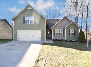 450 Cyprus Ct, Clarksville, TN 37040