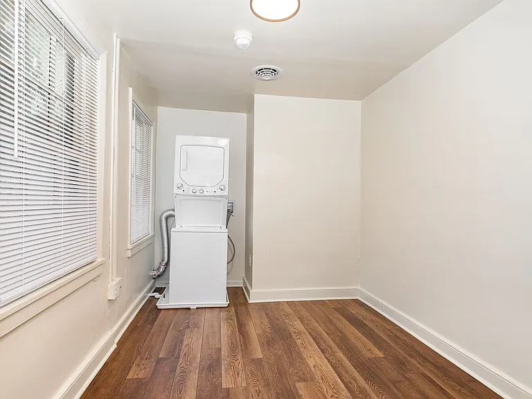 19-23 W High St — Photo 8