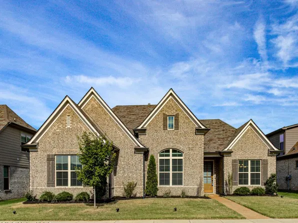 8473 N Stonecrest, Olive Branch, MS 38654