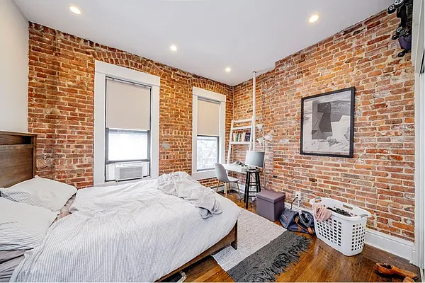 Rented by Douglas Elliman | media 15