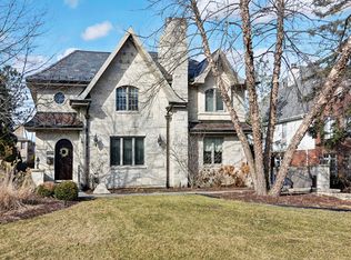 932 S Grant St, Hinsdale, IL