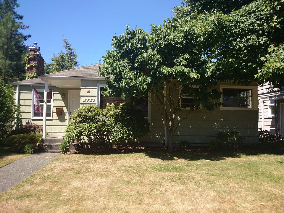 2nd image of 5737 58th Ave NE