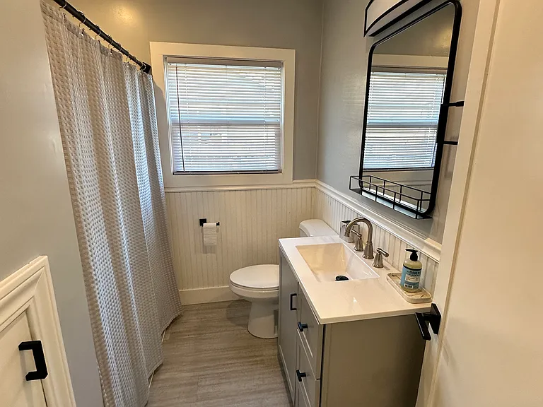 553 Flower Ave — Photo 9