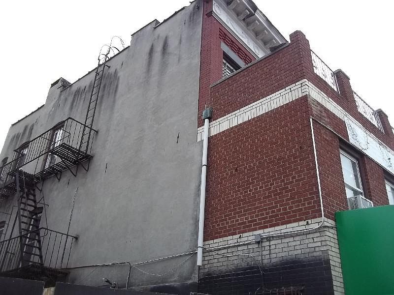 2nd image of 294 E Burnside Ave