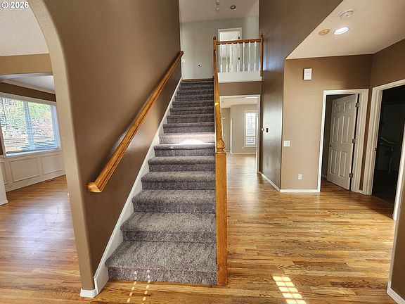 3rd image of 28501 SW Meadows Loop