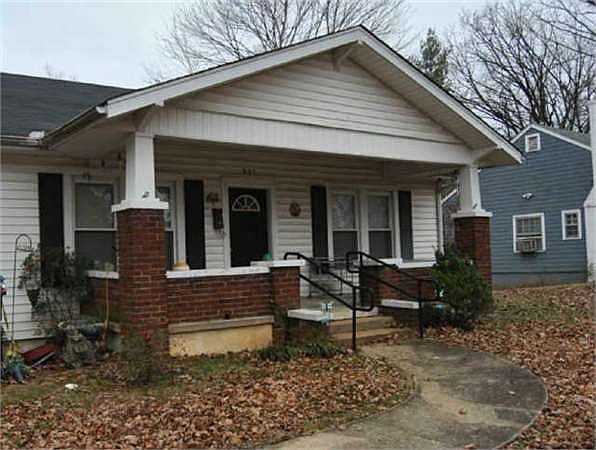 1st image of 825 Greenwood Ave