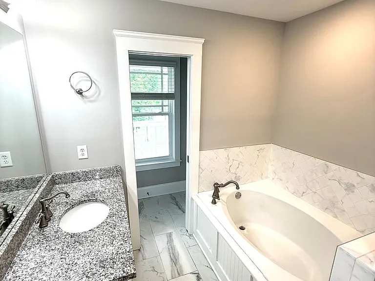 251 Avenue Of Learning — Photo 15