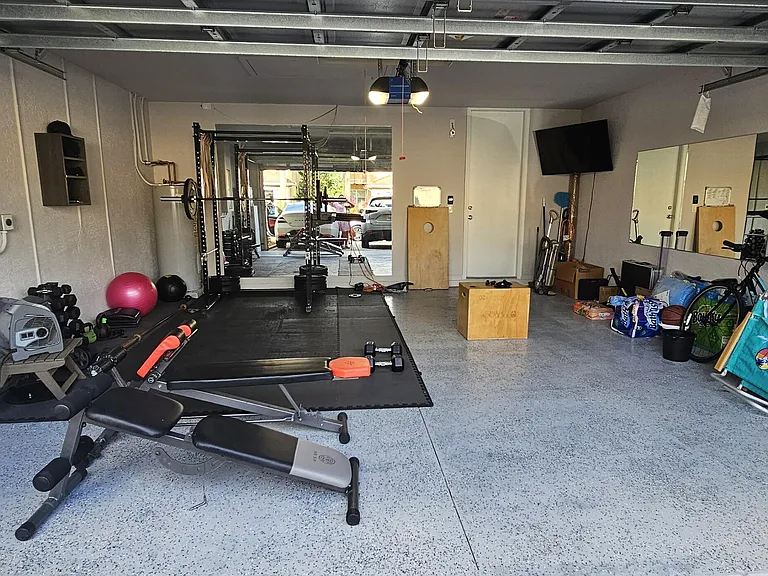 10435 Yarrow Dr — Photo 3