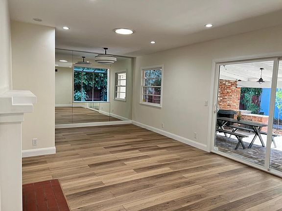5th image of 1120 Rose Ave