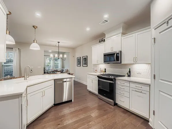 354 Watson Ave, Woodstock, GA 30189