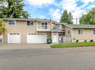 15455 21st Ave SW, Burien, WA 98166