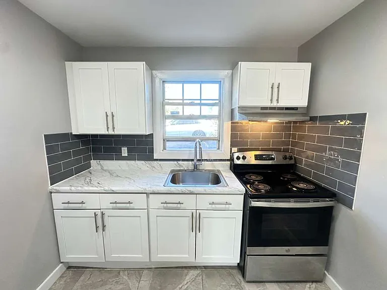 Promenade Villas & Commons — Photo 4