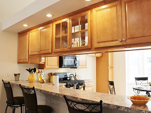 Easy Living Designer Kitchen with Optional Updrades