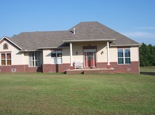 6071 Hunters Glen Rd, Seligman, MO 65745