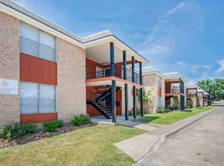 3800 E 29th St APT 18, Bryan, TX 77802