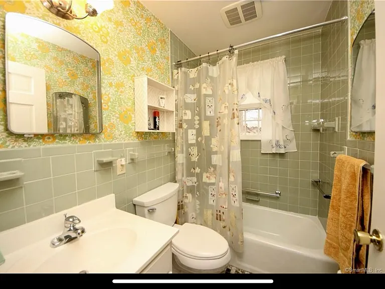 154 Dannell Dr — Photo 12