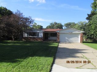 16330 Edwards Ave, Southfield, MI 48076