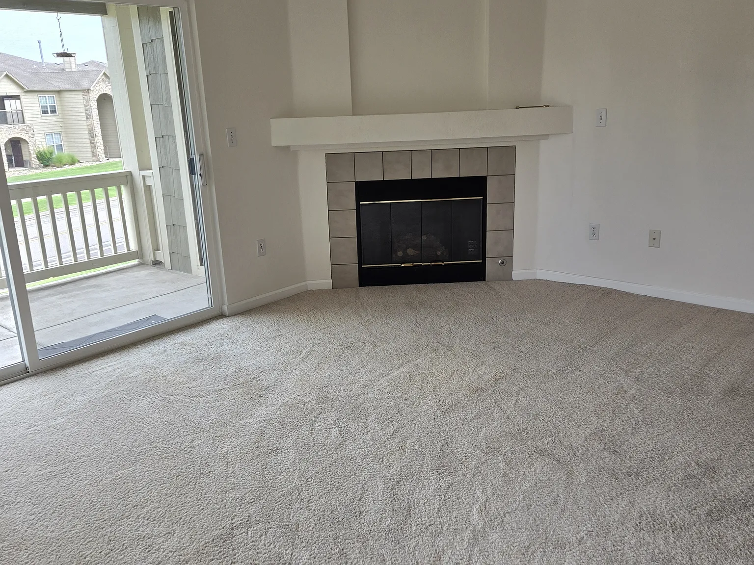 5225 White Willow Drive C220 - 1 — Photo 2