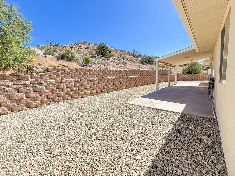 5921 N Bentley Dr — Photo 15