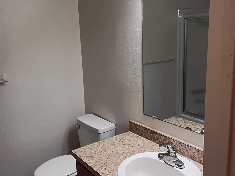 317 Hampton Ct #317 — Photo 8