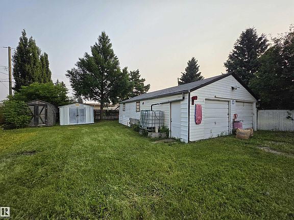 2nd image of 4812 48th Ave