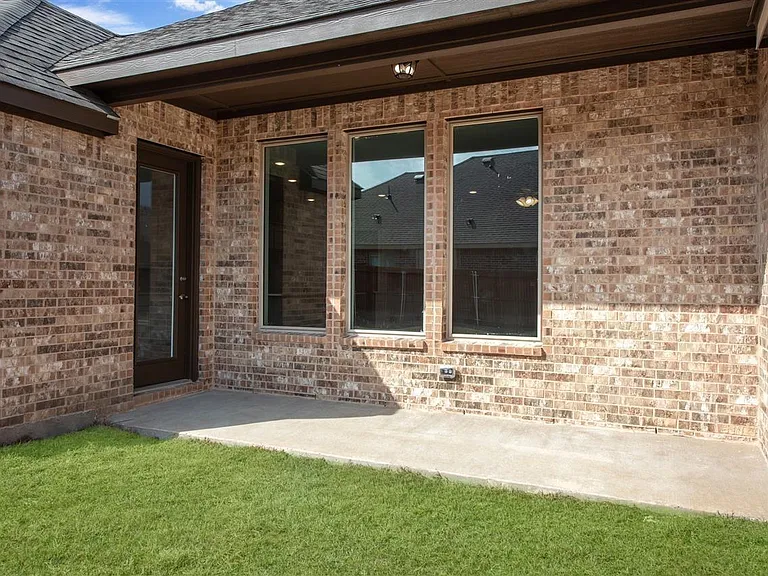 4422 Juniper Ln — Photo 11
