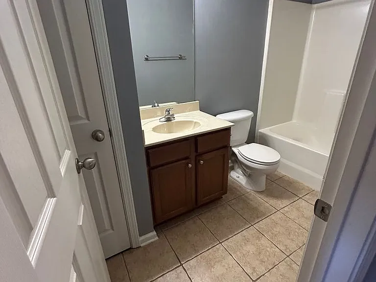 6836 Kamali Ave — Photo 14