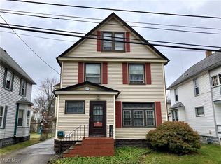 29 Maple Ave, Niles, OH 44446