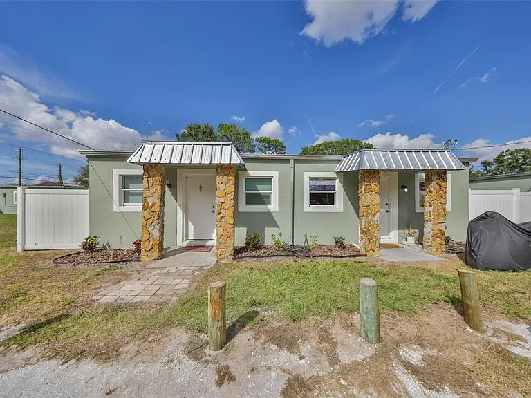11708 Balm Riverview Rd — Photo 2