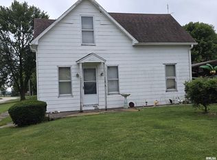 104 W 5th St, Maquon, IL 61458