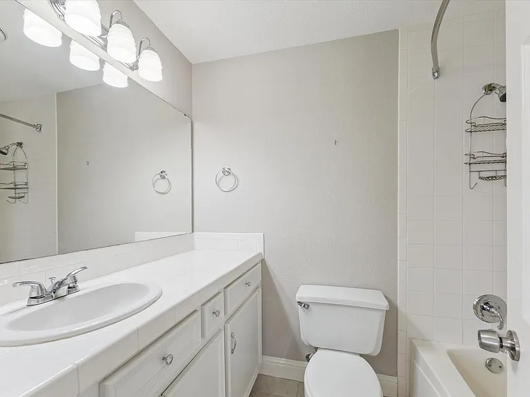 2501 Bering Dr #5 — Photo 9