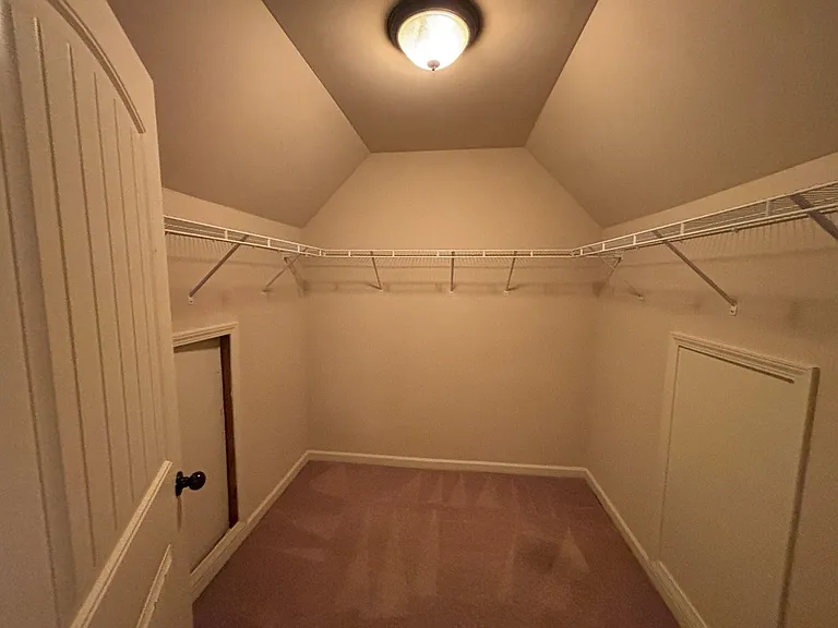 1322 Ingersoll Dr — Photo 24